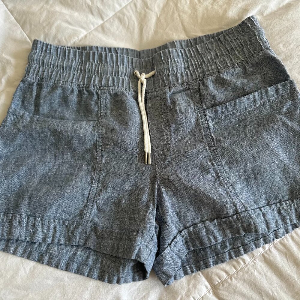 Athleta Cabo Light Blue 100% Linen 4" Short Size 8